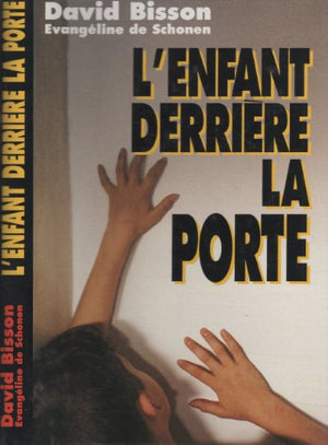 L'enfant derrière la porte