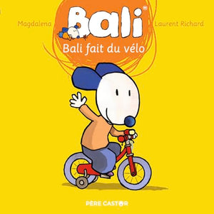 Bali fait du vélo